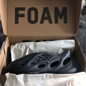 Yezzy Yzy foam runner